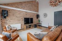 Chalice Close by Grandeur Property - B&B Parkstone