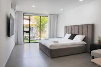 שאנל דירת גן עם בריכה - Bed and Breakfast Eilat