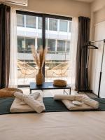 Nino Suite, Central Pyrgos - Bed and Breakfast Pýrgos