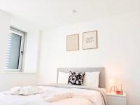 2-Bed Suite, 20 Mins to Central London, Sleeps 6 BP29 - Ferienwohnung London