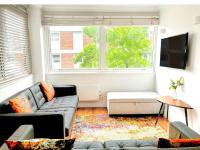 Air-conditioning! Central Chic 3-Bed 2-Bath by Oxford St W1 Sleeps 6 - B&B London