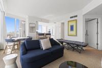 Fontainebleau II Tresor Ocean View Huge 1BR Suite - B&B Miami Beach