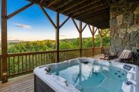 Borrowed Time - Mountain Getaway near Boone, Hot Tub, and Gorgeous Views! - B&B Fleetwood