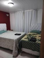 Casa Amarela Inteira Frente - Ferienwohnung São José dos Pinhais