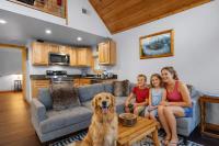 Hidden Wears Valley Family Retreat Hot Tub Pets - B&B Sevierville