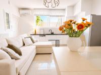 Whitealcyone Fit & Zen Apartment - B&B Artémida