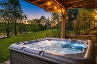 THE Luxe Knoxville Lake House Hot Tub 4BR Dock - B&B Knoxville