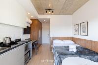 Moderno em Cond. c/ academia a 350m da PUC EBI0603 - B&B Curitiba