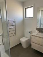 Private Ensuite at the base of Coronet Peak - B&B Queenstown