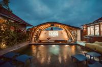 Villa Rani - A Luxury Private Retreat At The Gateway To Ubud - Bed and Breakfast Ubud