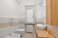 Diamond Lake Apartment Air conditioning - Happy Rentals - B&B Angera