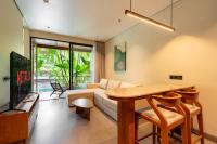 One-Bedroom Studio with Direct Pool Access