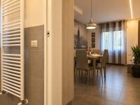 Modern Flat between Como and Milan with Free Parking - Bed and Breakfast Cermenate