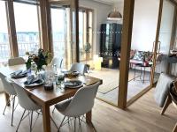 Stunning, brand new sea-view apartment with 3 bedrooms - Chambres d'hôtes Helsinki