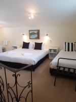 Chambre Familiale avec Salle de Bains