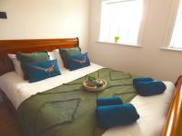 Entire home in perfect old town location - Chambres d'hôtes Kingston-upon-Hull