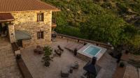 La Villa de Madeleine - Stone Villa with outdoor hot tub in Arcadia, Peloponnese - Chambres d'hôtes Ágios Ioánnis
