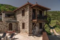 La Villa de Madeleine - Stone Villa with outdoor hot tub in Arcadia, Peloponnese - Chambres d'hôtes Ágios Ioánnis