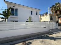 Villa Artemis - 150m from Kapparis Beach - B&B Paralímni