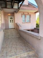LuxHouseNiksic - B&B Nikšić