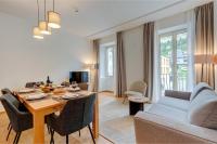 Two-Bedroom Apartment with Mountain View