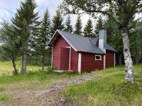 Rustic Cabin in Nature Outhouse & Wood Stove - B&B Lavangen