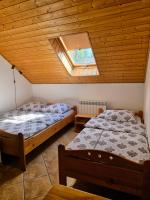 Dreibettzimmer