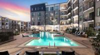 Luxury 2BR Retreat Near The Battery - 2 King Bed Beds - FREE Parking - B&B Atlanta