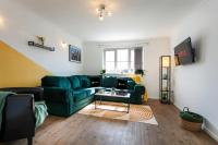 Spacious 5 Bed House - Gloucester - Sleeps 10 - B&B Churchdown