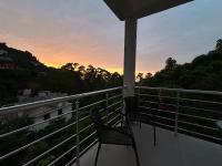 guest house sunrise kvariati - B&B Batumi