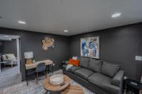 Boutique Basement Suite King Bed Ski Access - Chambres d'hôtes Bluffdale