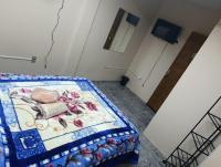 Quarto privativo próxima centro - B&B Piraquara