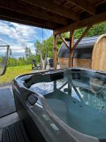 Vertigo-Chalet-Fleuve-Montagnes-Spa Sauna - B&B Les Éboulements