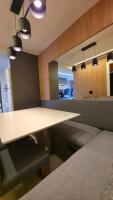 Apto compl, 2 qtos, sofá cama, ótima localização - Chambres d'hôtes Curitiba