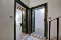 Domus Capitolina Campo De' Fiori Connected Roman Homes with Private Patio - B&B Roma