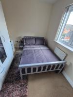 Elegant Guest Room in West Midlands Comfort and Convenience - B&B Oaker Hill