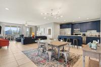 Spacious Oceanview Villa | 3 Private Ensuites | Steps to the Sand - B&B Myrtle Beach