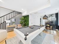 Luxe Chicago Retreat Game Room, Deck Fire Pit - Ferienwohnung Chicago