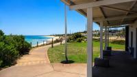Ocean Views Opposite Back Beach Near Hungry Hollow - B&B Bunbury