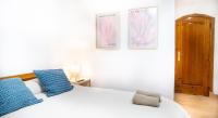Room Paseo del Prado with garden near IFEMA - B&B Madrid