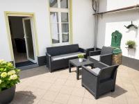 Große Wohnung mit Terrasse in Bedburg-Hau - B&B Bedburg