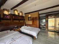 Double or Twin Room with Lake View