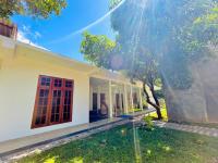 Blue Heaven Guest House Wellawaya - B&B Wellawaya