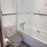 One-Bedroom Apartment - Non-Smoking