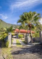 Charmante maison au cœur des 3 montagnes - B&B Salazie