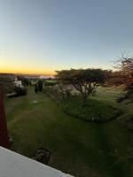 The Lux Pad at Jackal Creek large backup power fast wifi - B&B Roodepoort