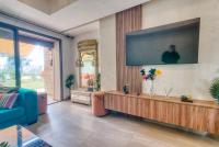 Beachside 2-Bedroom Apartment with Pool - B&B Taghazout