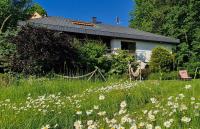 FeWo Sunnyhill, traumhafte Aussicht, Terrasse, Garten - Bed and Breakfast Weißenohe