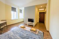 Estudio con 1 cama grande