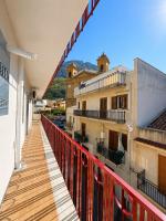 ZAGARA -Intero Appartamento 3 Camere con 3 Bagni - Aria Condizionata - Centro No ZTL - Entire Apartment - 3 Ensuite Bedrooms with AC - City Centre No LTZ - B&B Castellammare del Golfo